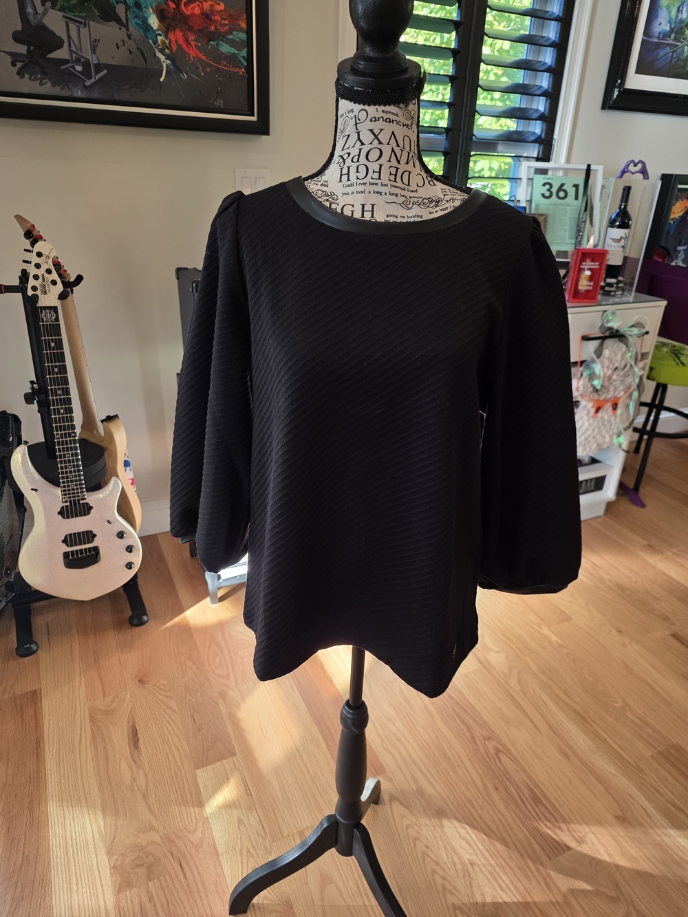 Anne Klein Black Puff Sleeve Tunic Top